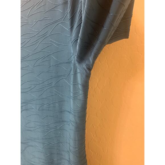 Croft & Barrow Woman's Blue 3/4 Length Sleeve Pull Over Shirt, Size Medium - Picture 7 of 11